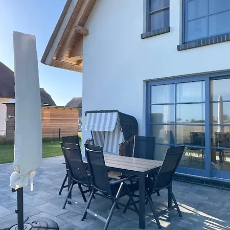 Piratennest Ruegen * درانسكي